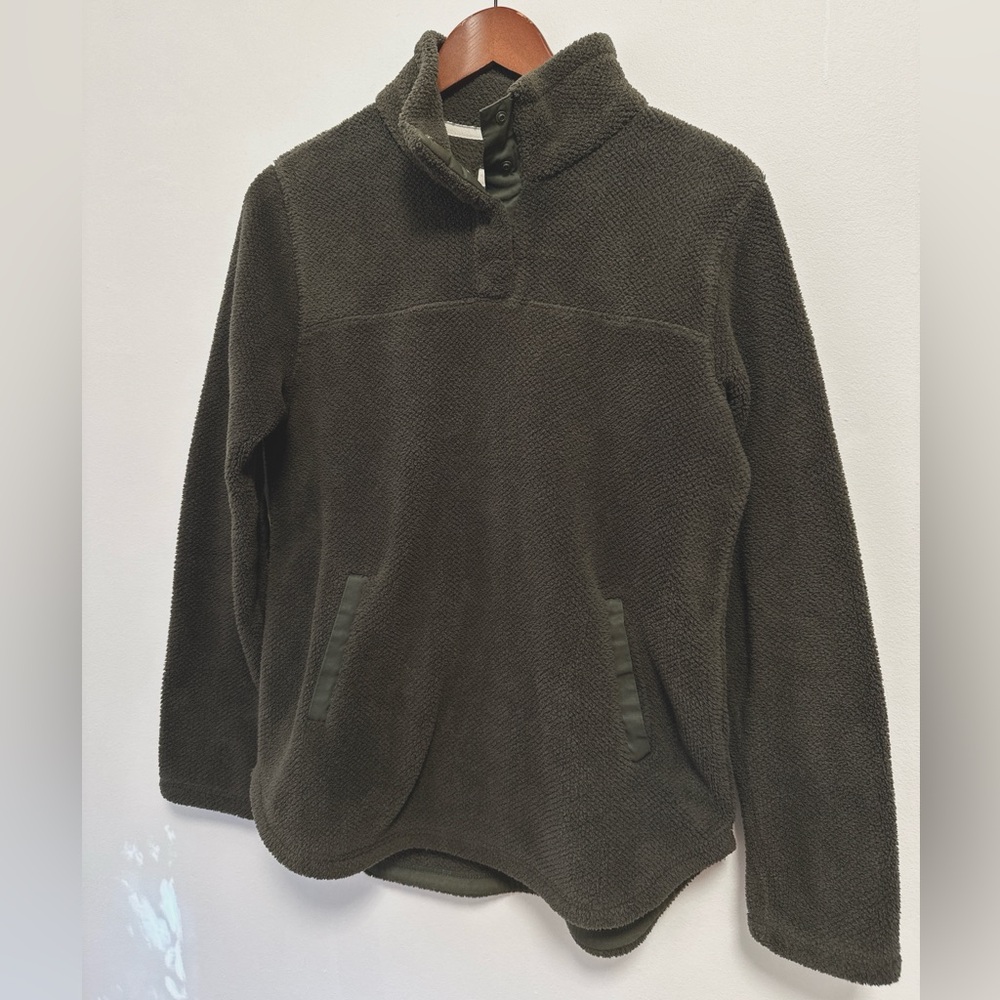 Thread Supply Dark Green Sweater SIZE S